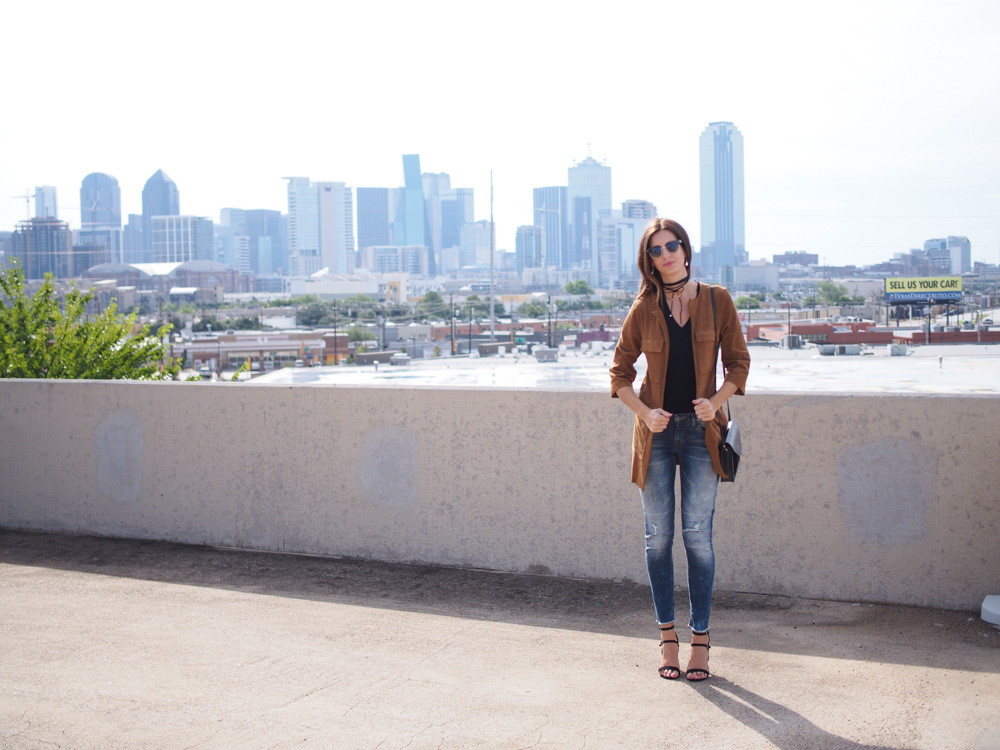 H&M suede coat dallas blogger How I am Meeting new people + this fabulous suede jacket